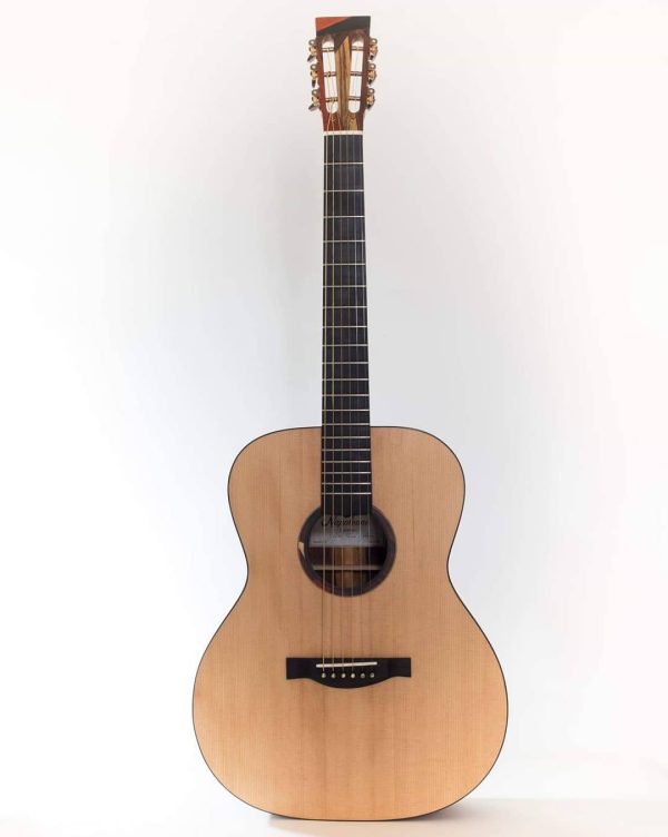 Chitarra acustica